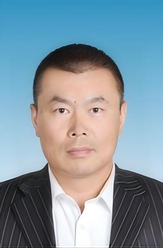 郑军伟(4) 郑军伟(4)